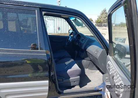 1998 Toyota Rav4 z USA, uszkodzony, nr VIN JT3HP10V3W0188509